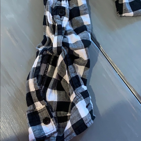 Michael Kors Button Up Top - Picture 2 of 5